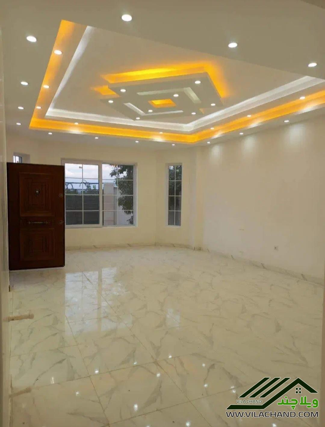 🏞️ ویلا نوساز با سند تک‌برگ، کنار رودخانه و محیطی دنج! 🌿