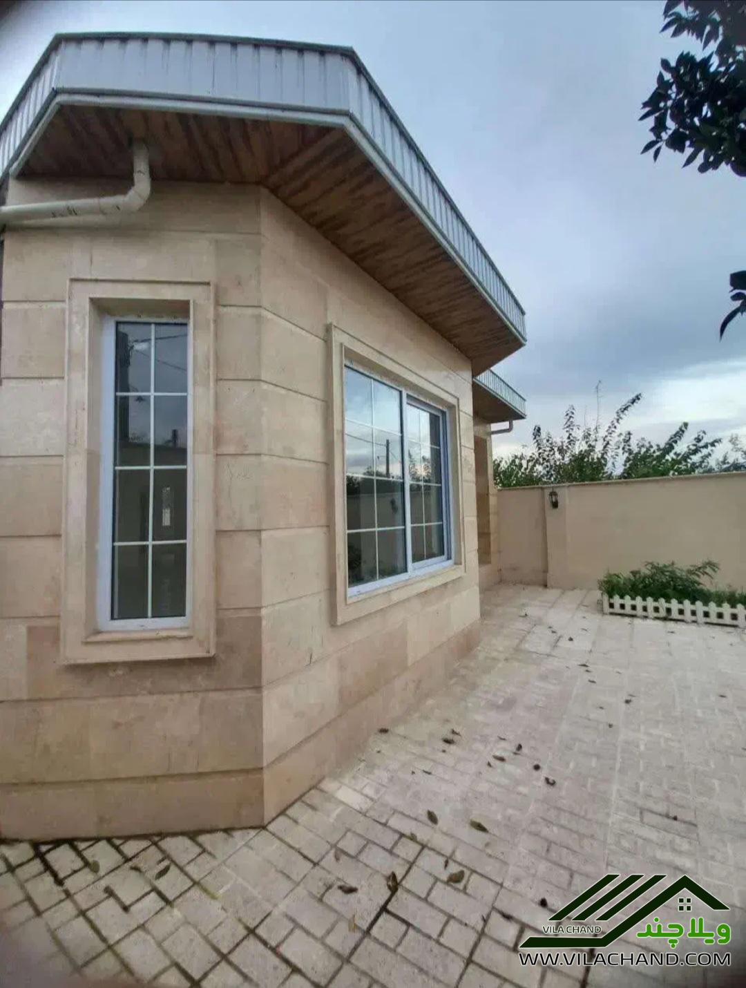 🏞️ ویلا نوساز با سند تک‌برگ، کنار رودخانه و محیطی دنج! 🌿